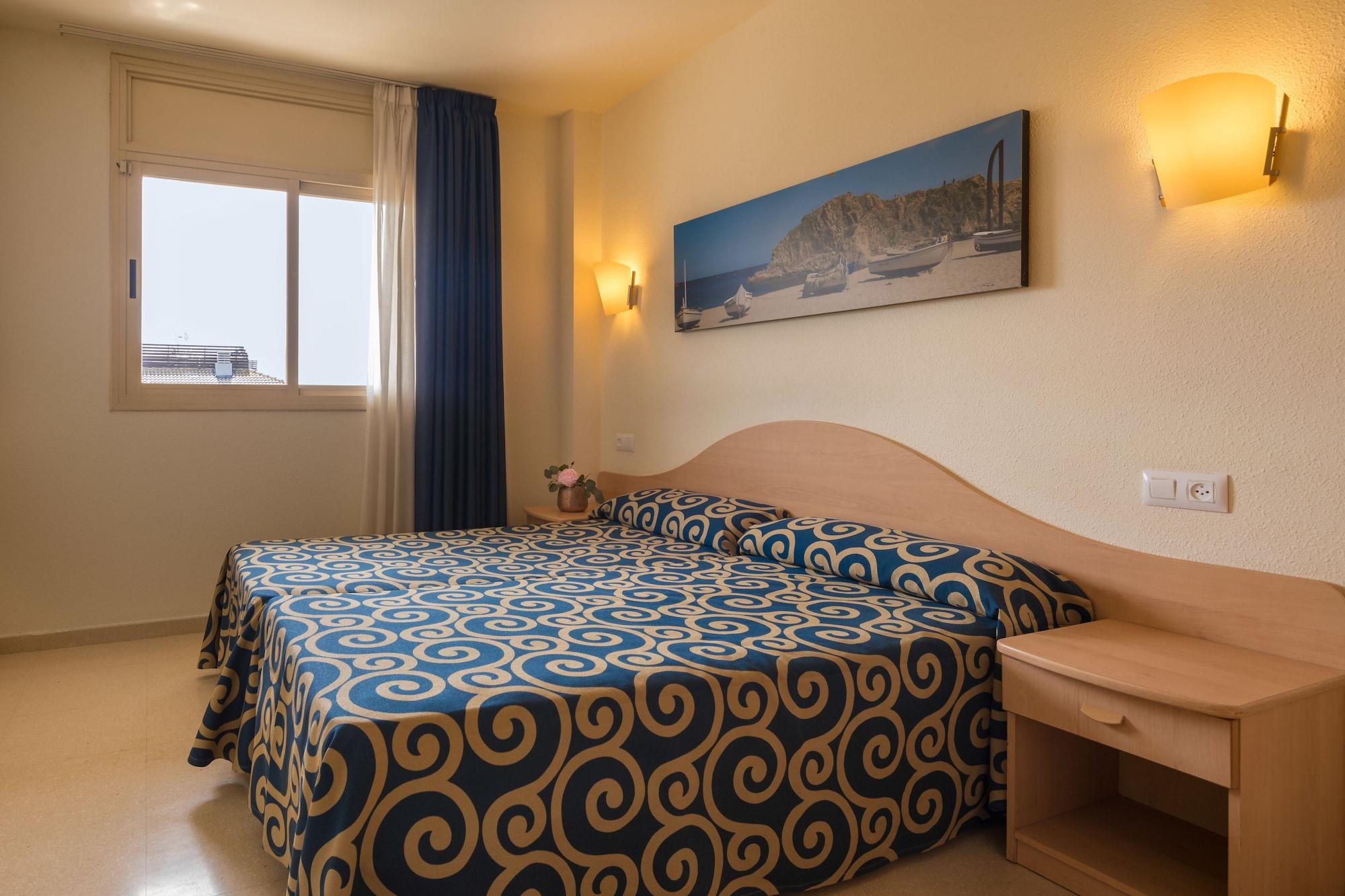 Htop Royal Sun Suites #Htopfun Санта-Сусанна Екстер'єр фото